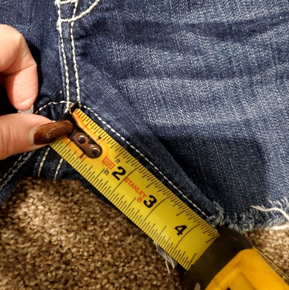 Miss Me Shorts - Picture 6 of 6